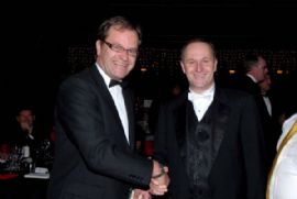 Wayne and NZ's PM John Key at Vero Awards  2009